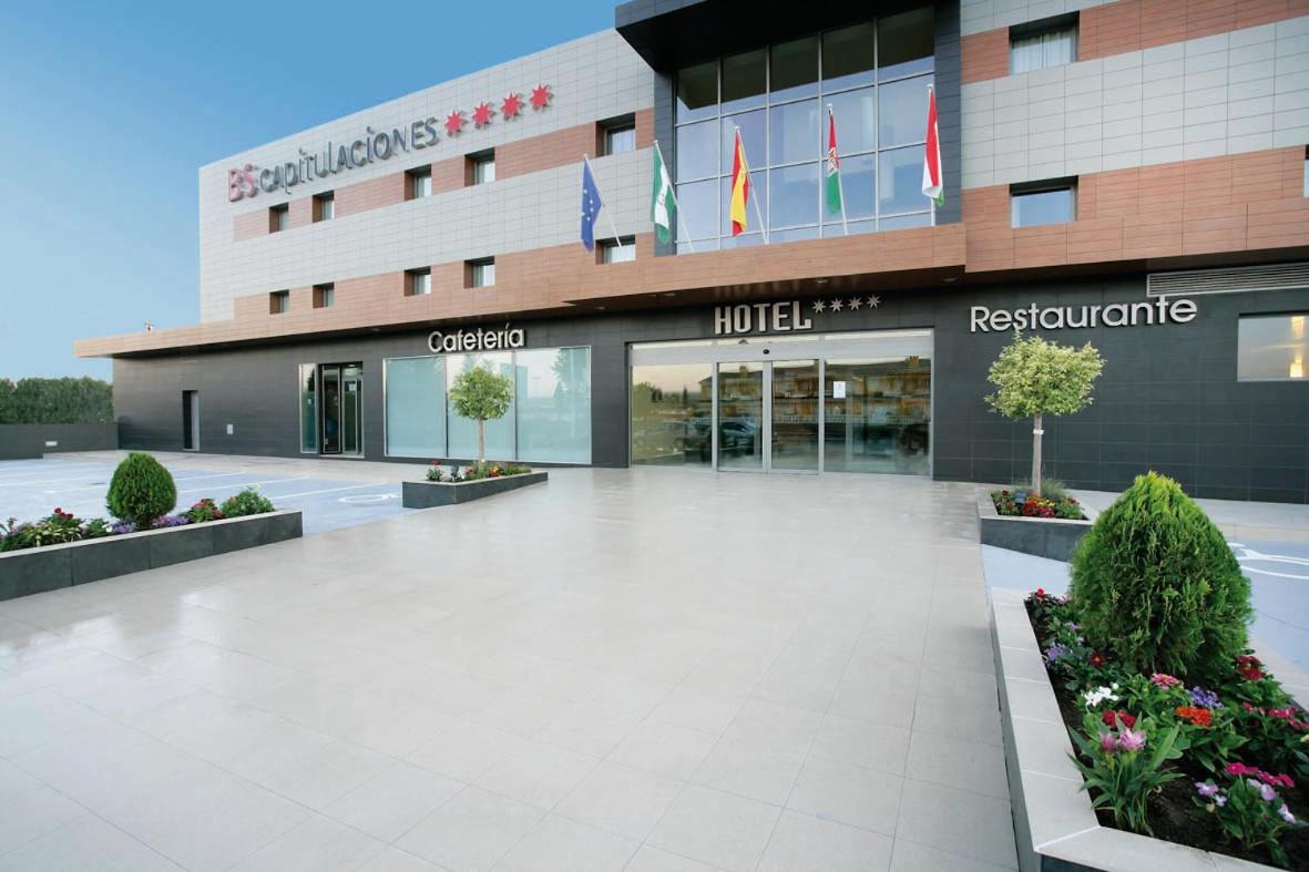 Bs Capitulaciones Santafé Exterior foto